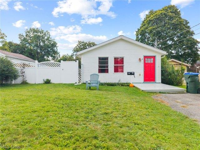 House for sale in Cuyahoga Falls, Summit County