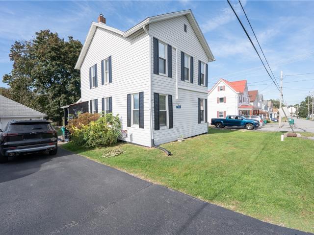 House for sale in Burds Crossing, Derry Township