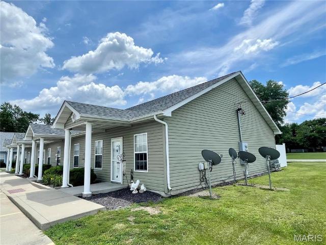 House for sale in Litchfield, Illinois