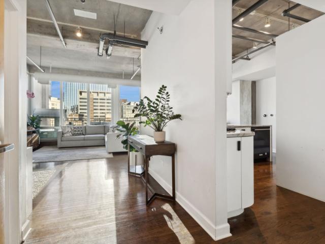 Condo for sale in Chicago Park, Illinois