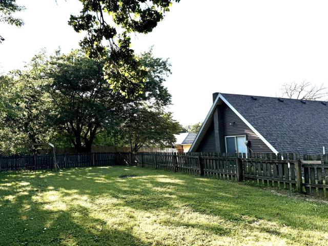 House for sale in Clinton, DeWitt County