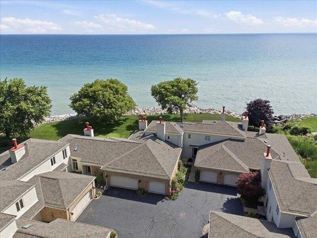 Condo for sale in Caledonia, Wisconsin