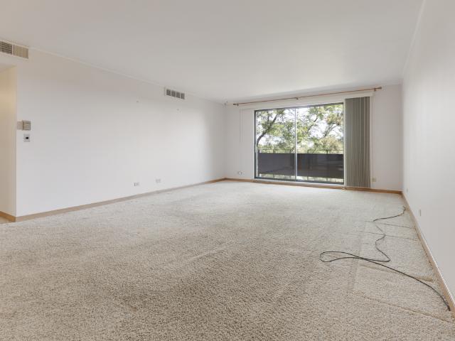 Condo for sale in Elk Grove Village, Illinois