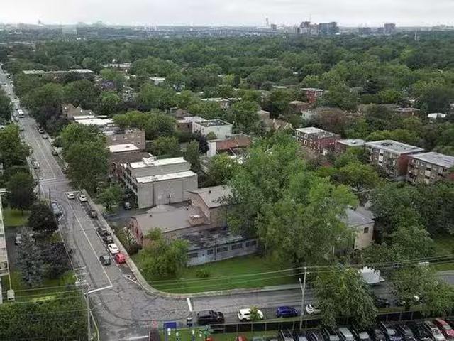 House for sale in Saint-lambert, Quebec