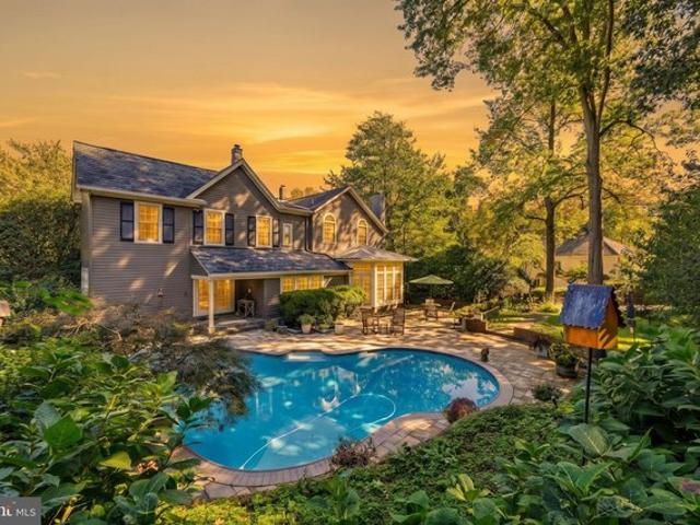 House for sale in Longwood, Bethesda