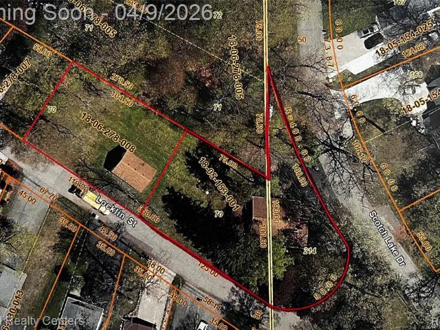 House for sale in West Bloomfield, Michigan