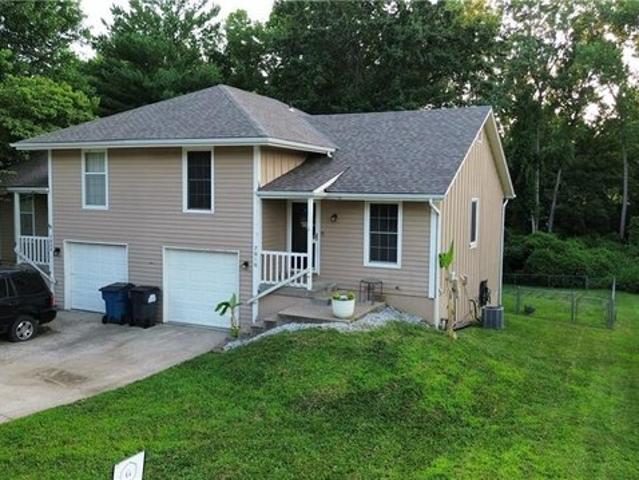 Townhouse for sale in Liberty, Missouri