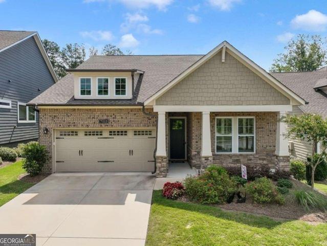 House for sale in Flowery Branch, Georgia