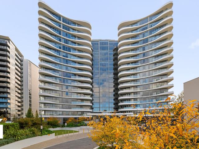 Apartment for rent in Phillip, District of Woden Valley