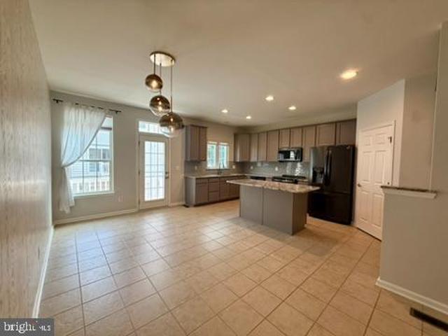 Condo for sale in Virginia