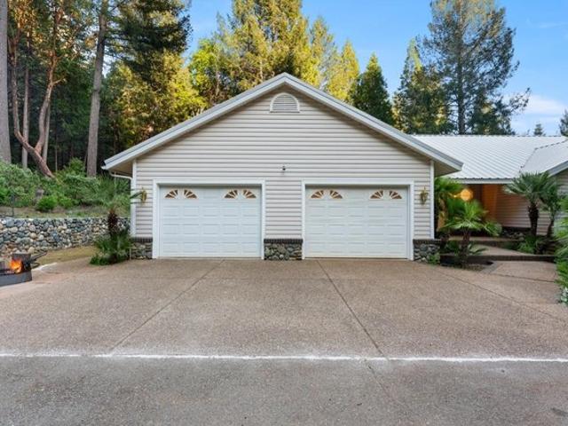 House for sale in Foresthill, California