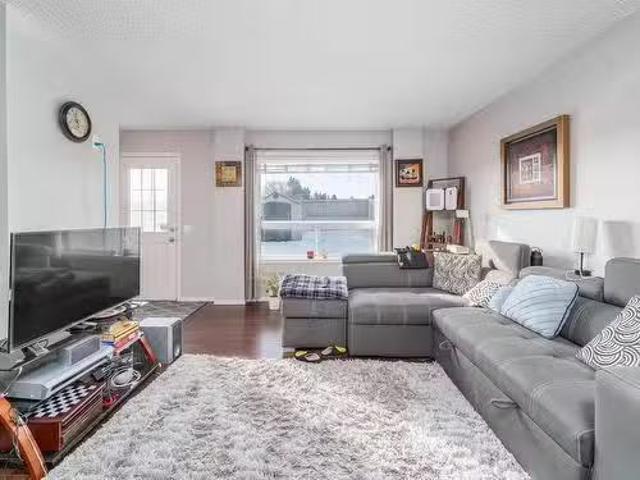House for sale in Wedgewood, Alberta
