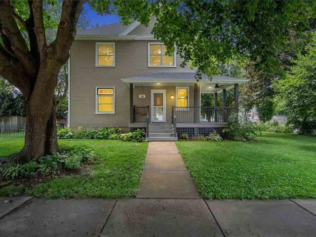 House for sale in Cedar, Iowa