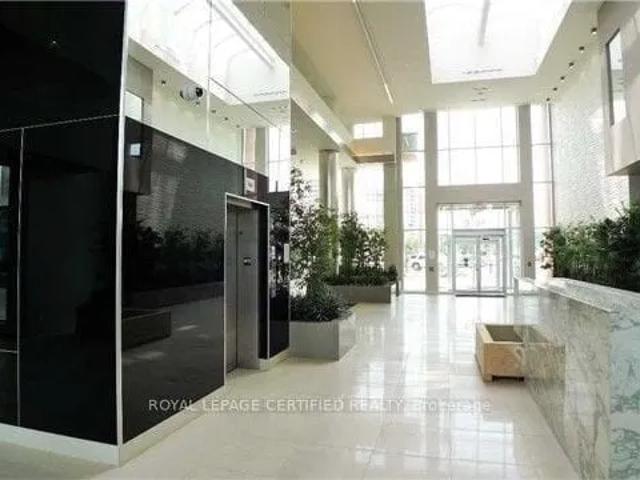 House for rent in Yongehurst, Richmond Hill