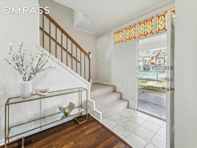Townhouse for sale in Houston