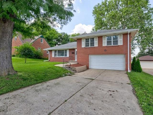 House for sale in West Des Moines, Iowa