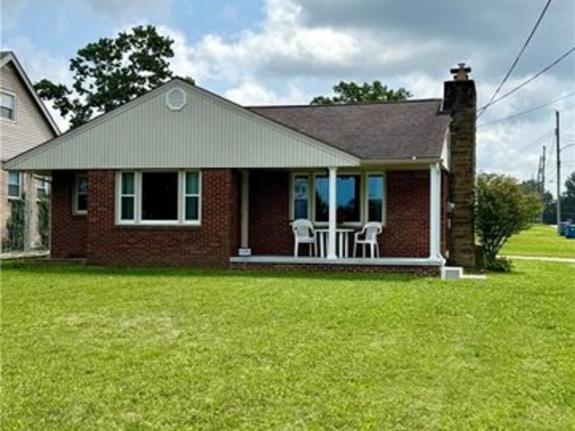 House for sale in Campbell, Ohio