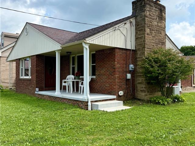 House for sale in Campbell, Ohio