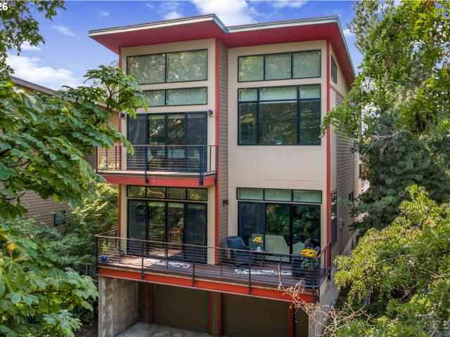 House for sale in Oregonia