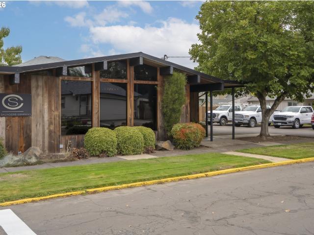Commercial for sale in Newberg, Yamhill County