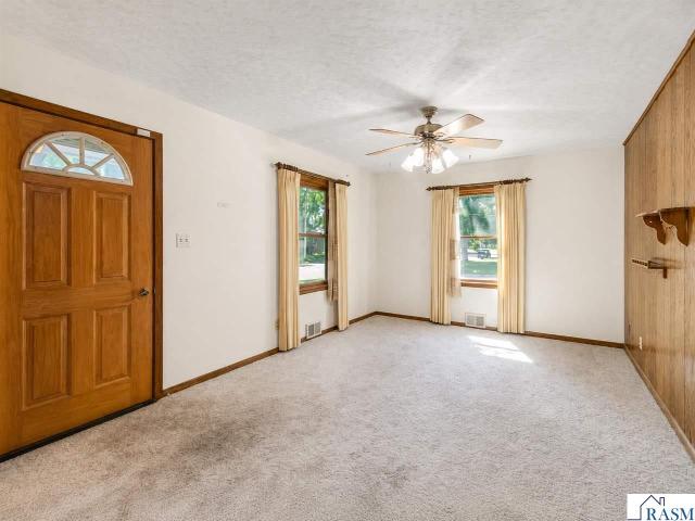 House for sale in Lake Crystal, Minnesota