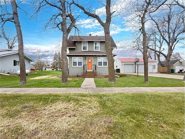 House for sale in Hillsboro, North Dakota