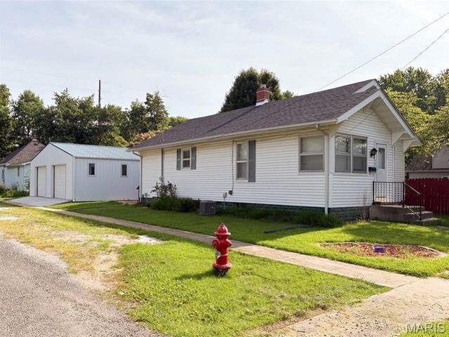 House for sale in Gillespie, Illinois