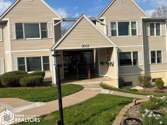 Condo for sale in Fairfield, Iowa
