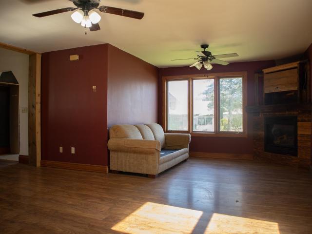 House for sale in Linden, Iowa County