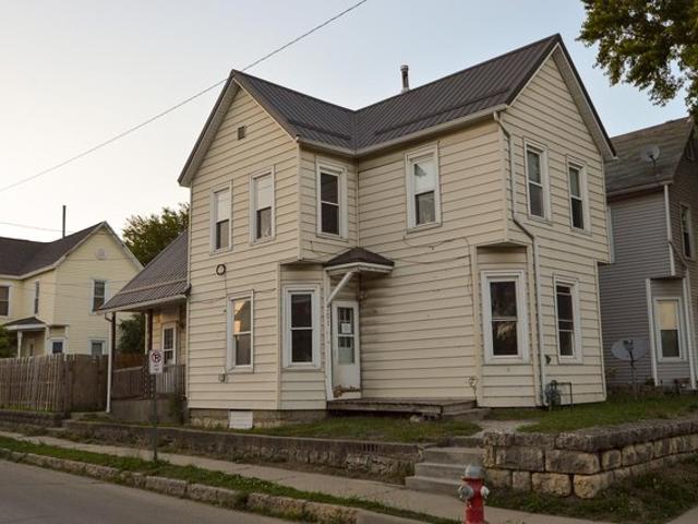House for sale in Dubuque, Iowa