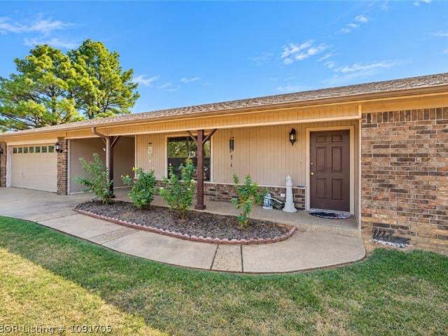 House for sale in Pocola, LeFlore County