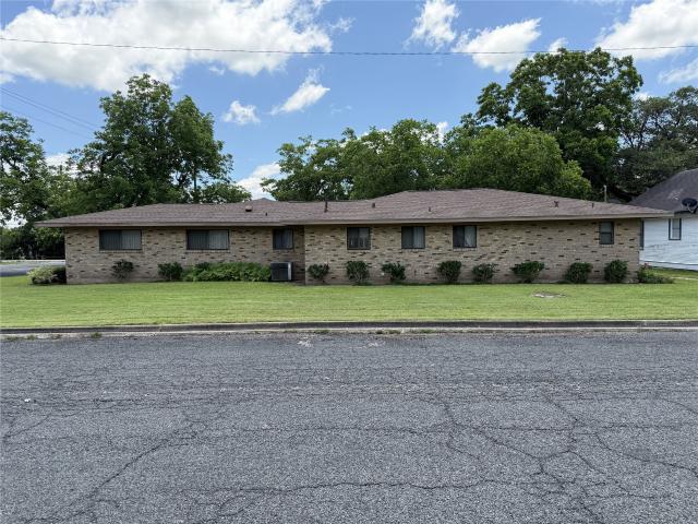 House for sale in Schulenburg, Fayette County