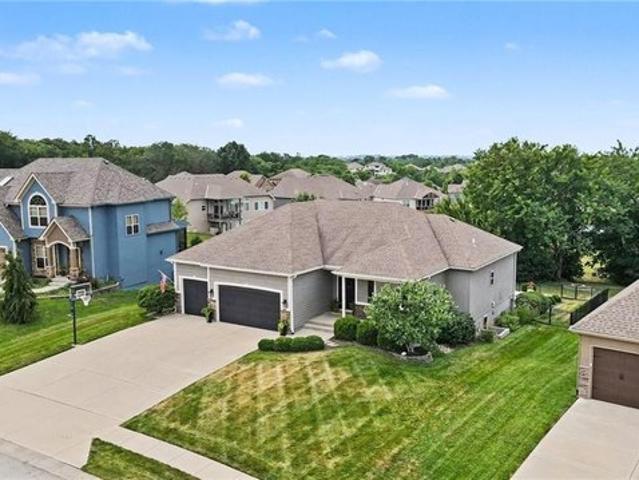 House for sale in Smithville, Missouri