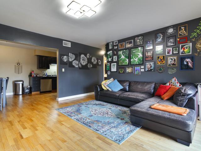Condo for sale in Schaumburg, Illinois