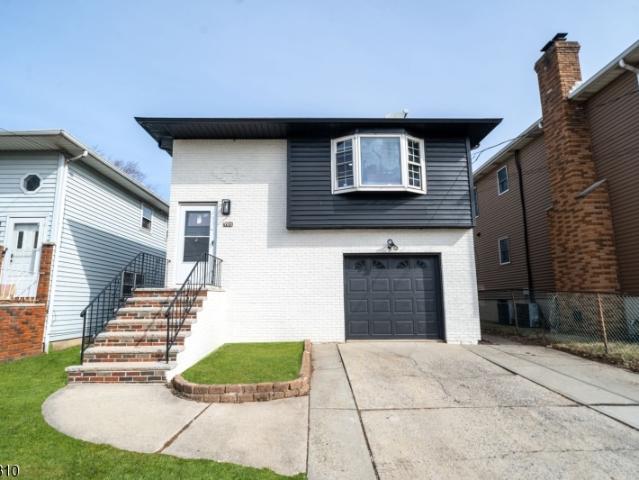 House for sale in Linden, New Jersey