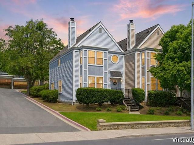 Townhouse for sale in Solano, California
