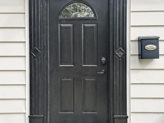 House for sale in Nappanee, Elkhart County