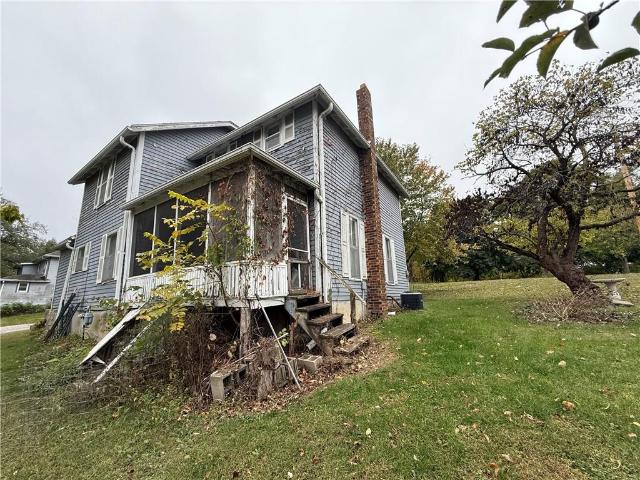 House for sale in Gentry, Missouri