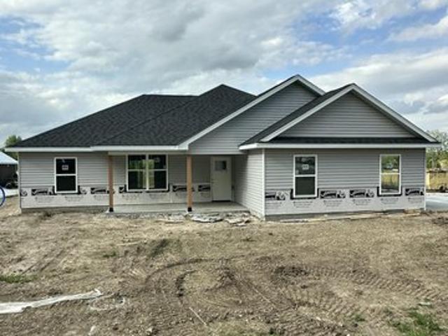 House for sale in Sturgeon, Missouri