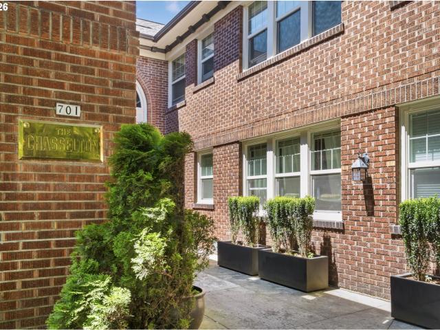 Condo for sale in Oregonia