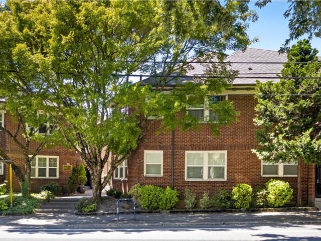 Condo for sale in Oregonia