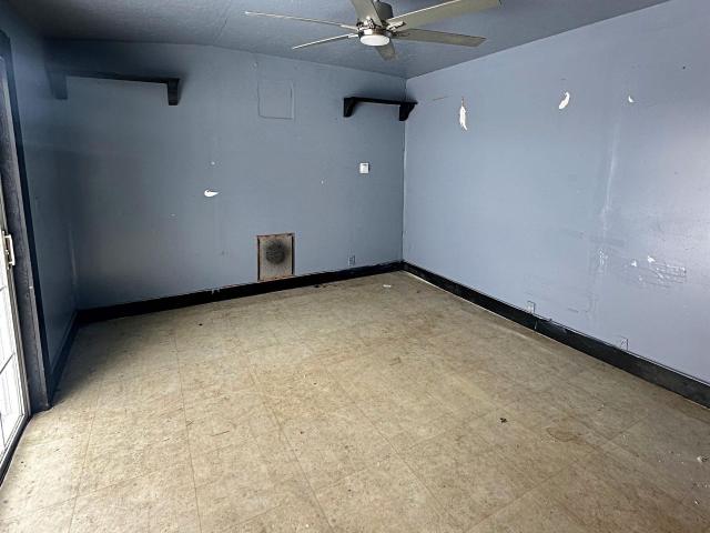 House for sale in Loogootee, Indiana