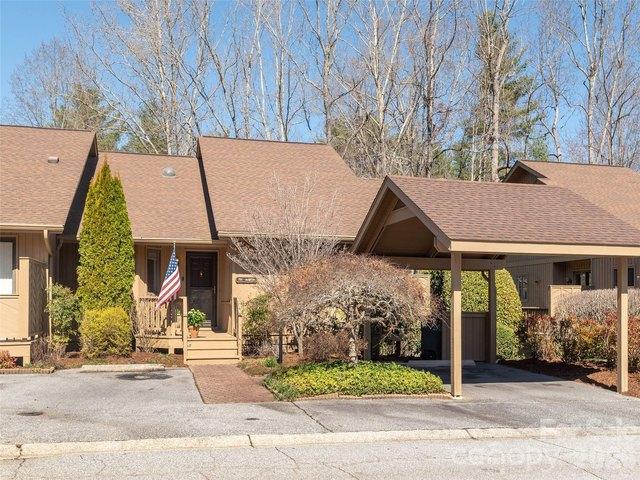 Condo for sale in Hendersonville, North Carolina