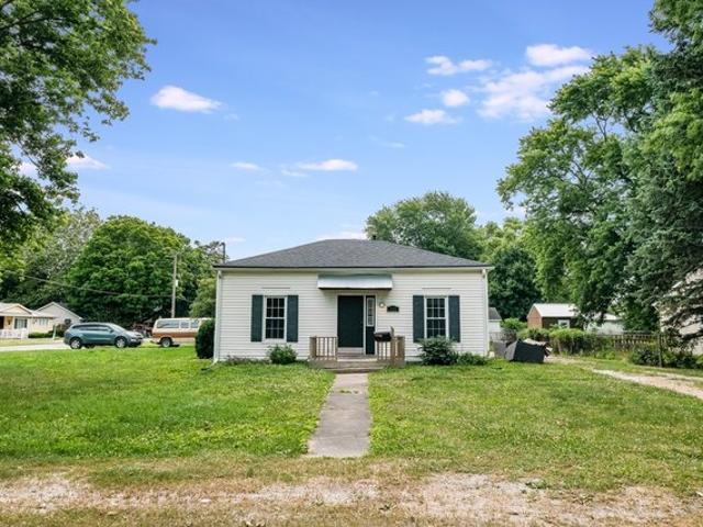 House for sale in Douglas, Illinois