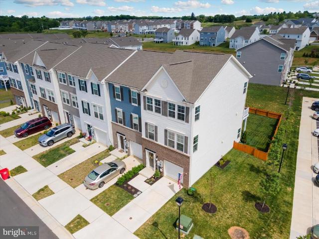Townhouse for sale in Charles Town, West Virginia