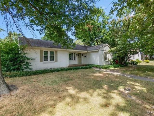 House for sale in Sikeston, Missouri