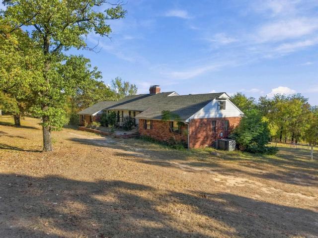 House for sale in Morrilton, Conway County