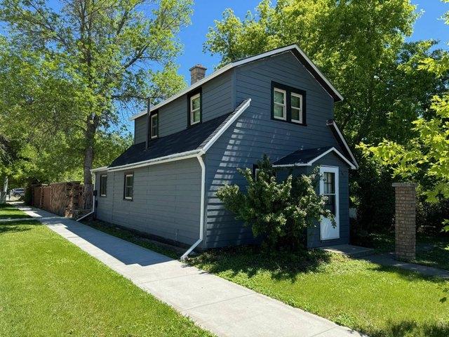 House for sale in Bottineau, North Dakota