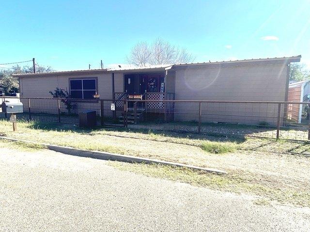 House for sale in Hebbronville, Texas