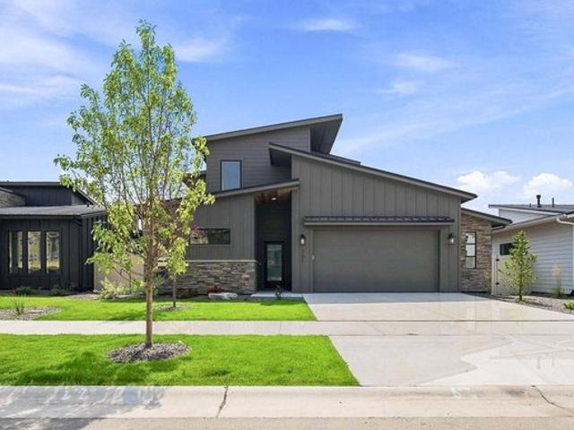 House for sale in Meridian, Idaho